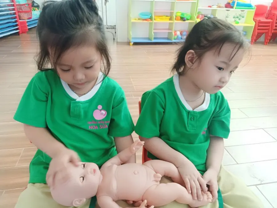 Trường Mầm Non Hoa Sữa