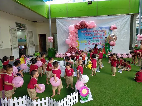 Trường Mầm Non Mây Hồng