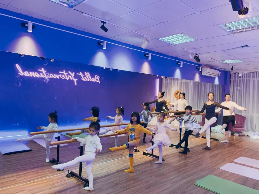 Trung Tâm Nghệ Thuật Múa Hà Nội