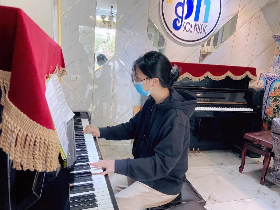 Trung Tâm Âm Nhạc Sol Music