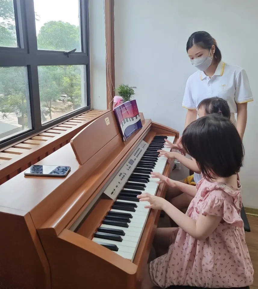 Trung Tâm Âm Nhạc Diamond Music